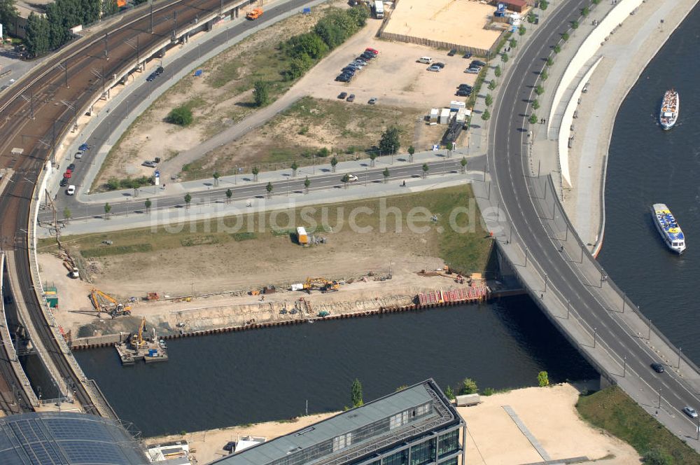 Luftaufnahme Berlin - Areal des Bundespressestrandes in Berlin Mitte