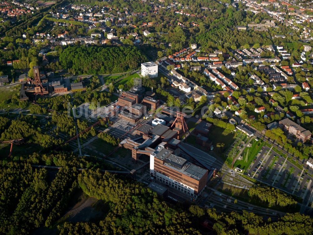 Luftaufnahme Essen - Areal derKokerei und der Zeche Zollverein im Ruhrgebiet in Essen im Bundesland Nordrhein-Westfalen