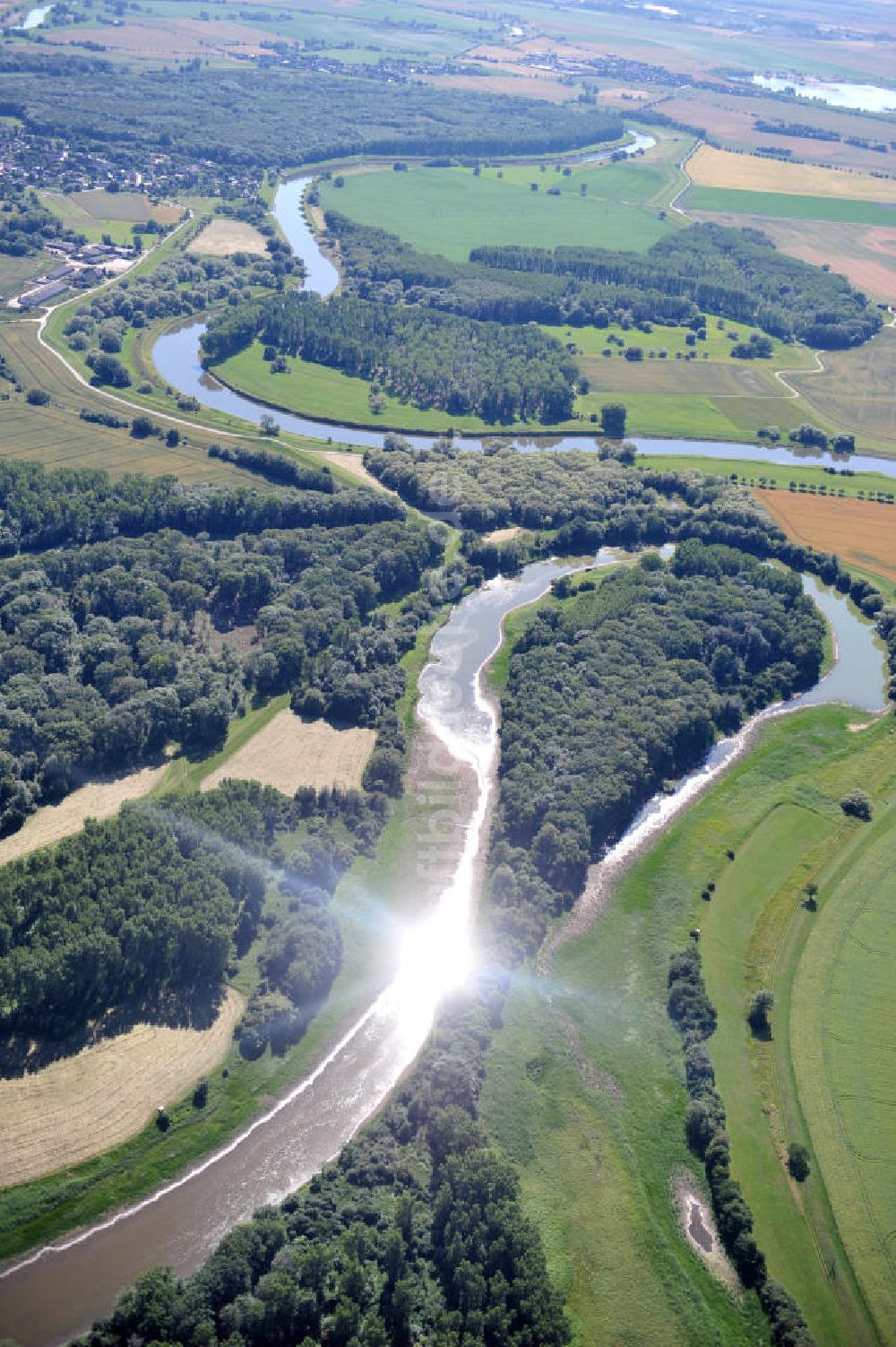 Tornitz von oben - Areal des geplanten Saalekanales bei Tornitz