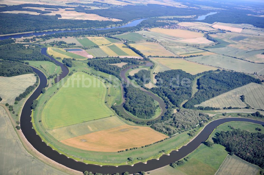 Tornitz von oben - Areal des geplanten Saalekanales bei Tornitz