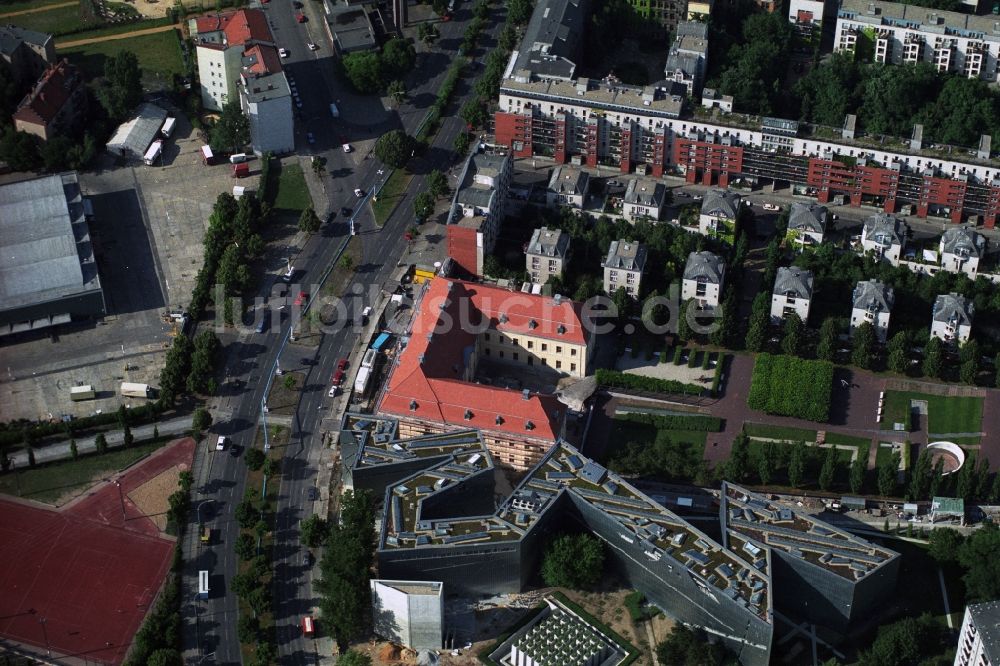 Luftbild Berlin Kreuzberg - Areal des Jüdischen Museum an der Lindenstraße in Berlin Kreuzberg