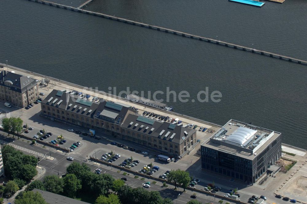 Luftaufnahme Berlin - Areal Mediaspree, im Bereich des früheren Osthafens der BEHALA