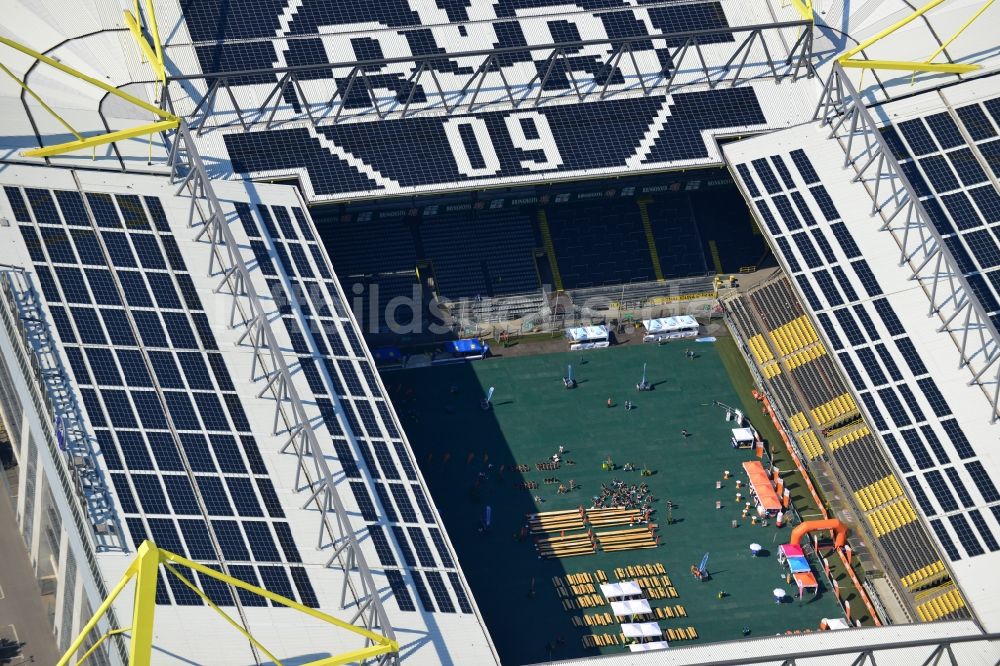 Dortmund von oben - Arena des Borussia Borusseum , dem Stadion Signal Iduna Park in Dortmund im Bundesland Nordrhein-Westfalen