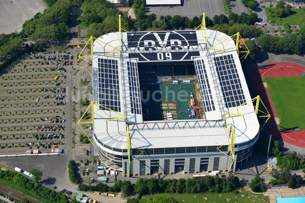 Dortmund aus der Vogelperspektive: Arena des Borussia Borusseum , dem Stadion Signal Iduna Park in Dortmund im Bundesland Nordrhein-Westfalen