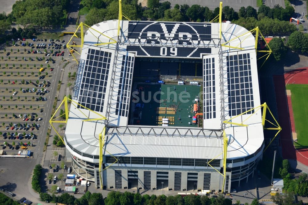 Luftbild Dortmund - Arena des Borussia Borusseum , dem Stadion Signal Iduna Park in Dortmund im Bundesland Nordrhein-Westfalen