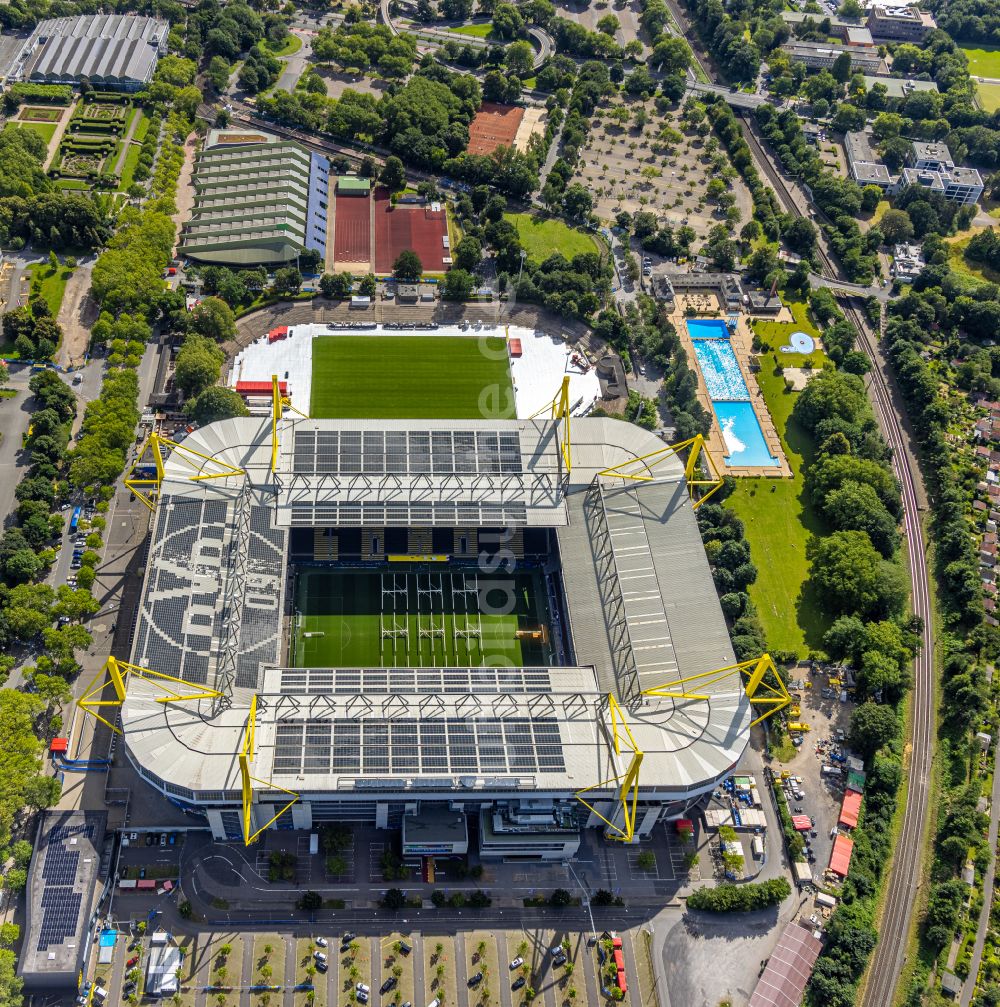 Dortmund aus der Vogelperspektive: Arena des BVB - Stadion Signal Iduna Park in Dortmund im Bundesland Nordrhein-Westfalen, Deutschland