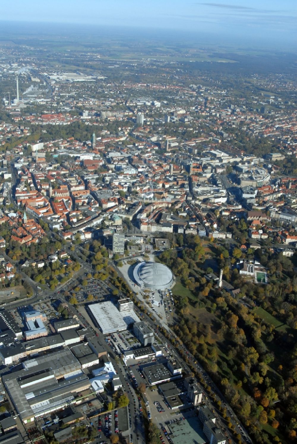 Luftbild Braunschweig - Arena Volkswagen Halle Braunschweig am Europaplatz in Braunschweig im Bundesland Niedersachsen, Deutschland