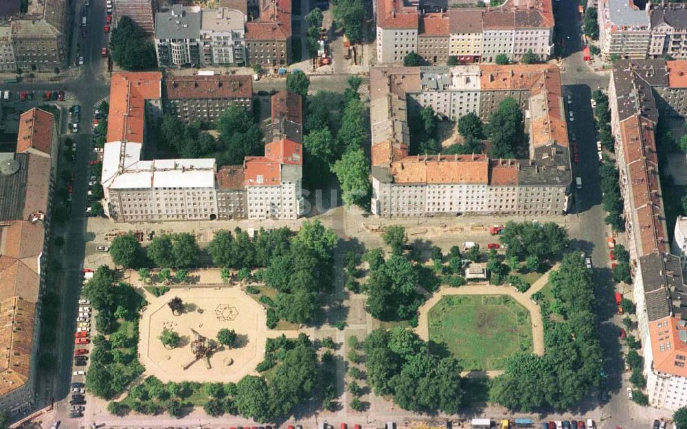 Luftbild Berlin-Prenzlauer Berg - Arnimplatz