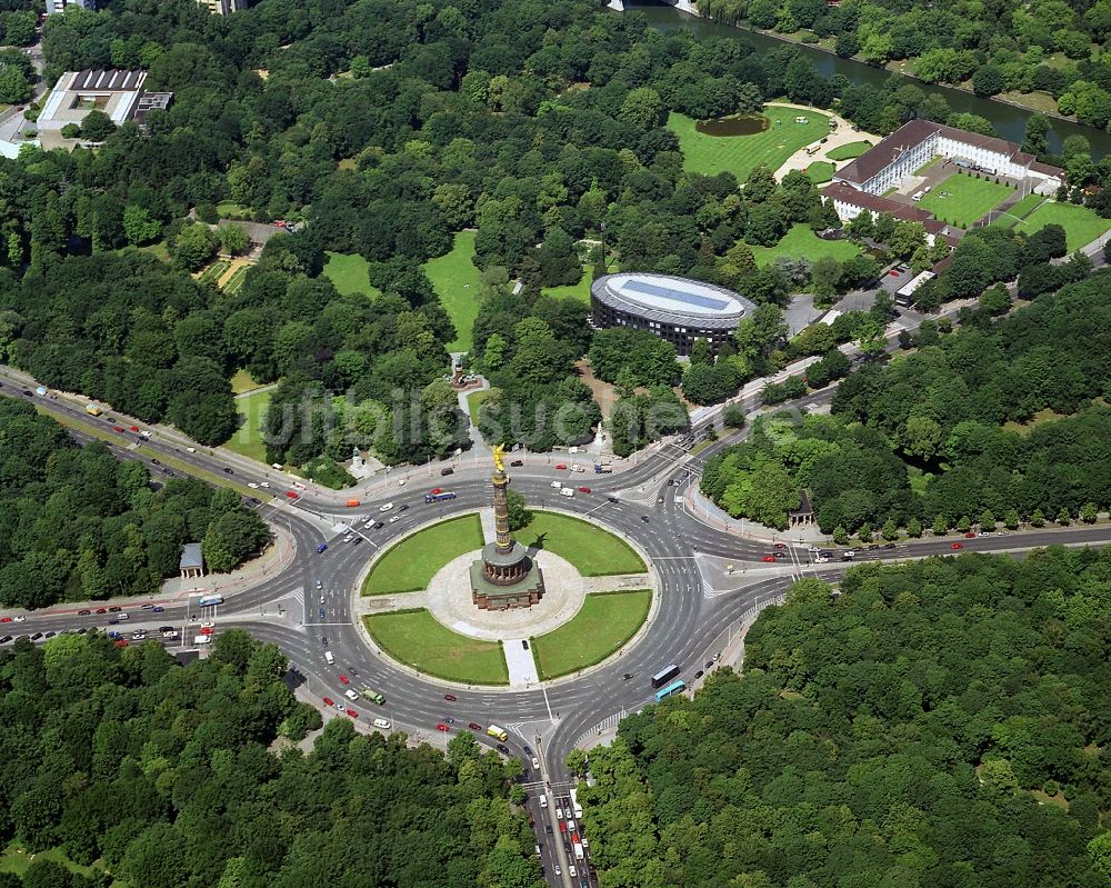 Luftaufnahme Berlin - as a national monument to the unification wars, designed by Heinrich Strack