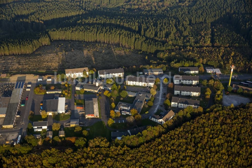 Luftbild Burbach - Asylantenheim in der ehemaligen Siegerland-Kaserne in Burbach im Bundesland Nordrhein-Westfalen