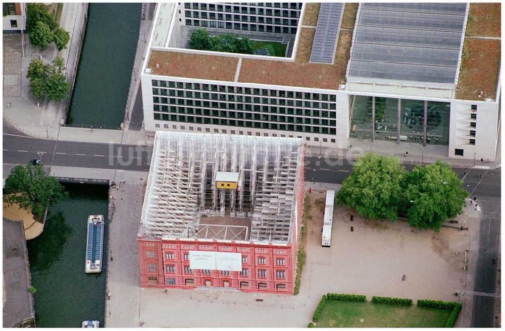 Luftbild Berlin - Atrappe der Bauakademie