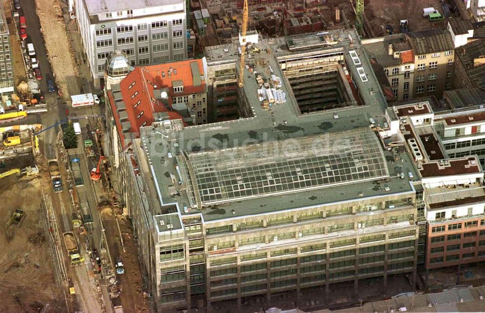 Berlin von oben - Atrium in derFriedrichstraße