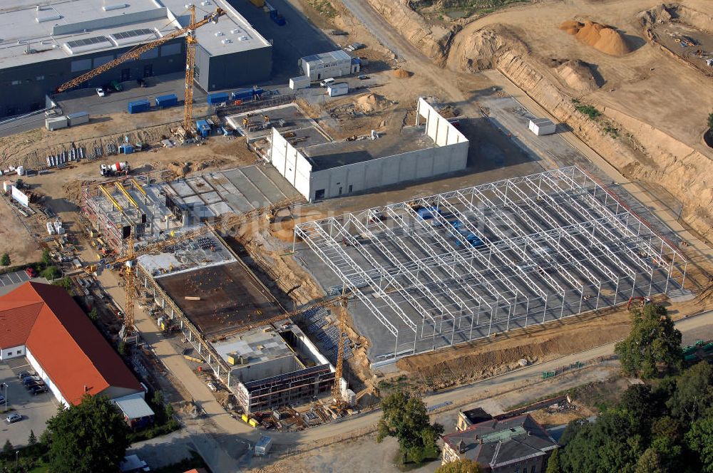 GROßRÖHRSDORF von oben - Auf- und Ausbau des Werksgeändes der SUNFILM AG in Großröhrsdorf