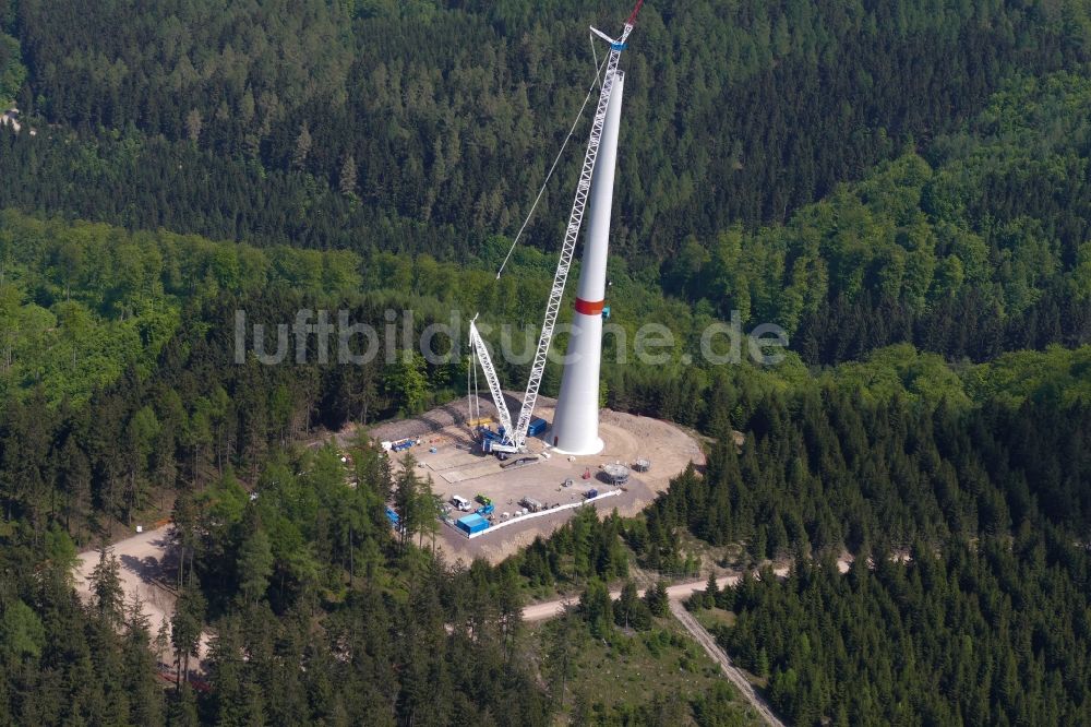 Gutsbezirk Kaufunger Wald aus der Vogelperspektive: Aufbau von Windenergieanlagen (WEA) - Windrad- im Gutsbezirk Kaufunger Wald im Bundesland Hessen