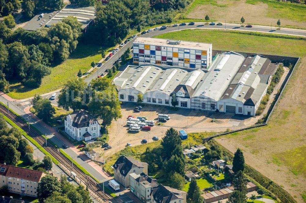 Bochum aus der Vogelperspektive: AUKTORA GmbH an der Lothringer Allee in Bochum im Bundesland Nordrhein-Westfalen, Deutschland