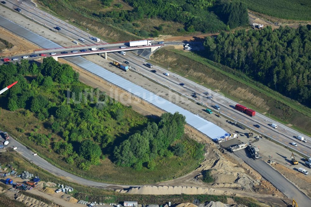 Luftaufnahme Schwanebeck - Aus- und Umbauarbeiten am Autobahndreieck AD Schwanebeck / Kreuz Barnim an der Autobahn A10 und A11 bei Schwanebeck in Brandenburg