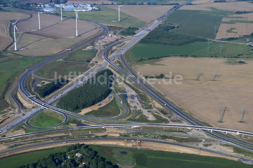 Luftbild Schwanebeck - Aus- und Umbauarbeiten am Autobahndreieck AD Schwanebeck / Kreuz Barnim an der Autobahn A10 und A11 bei Schwanebeck in Brandenburg