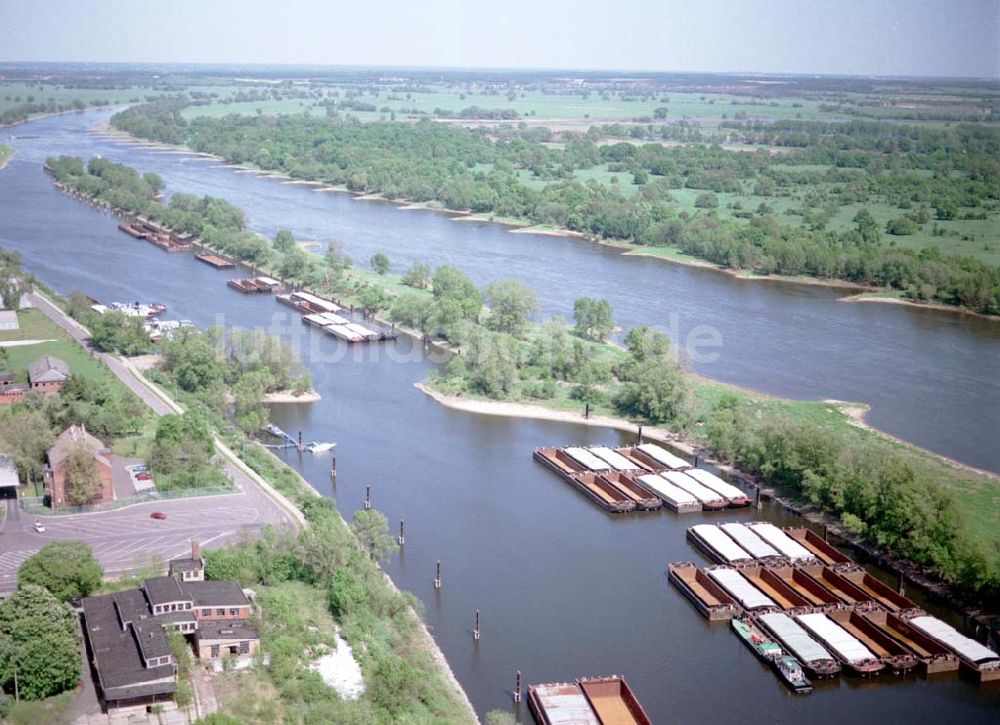 Luftbild Magdeburg / Sachsen - Anhalt - Ausbau des Abstiegskanales am Binnenhafen Magdeburg in Sachsen - Anhalt