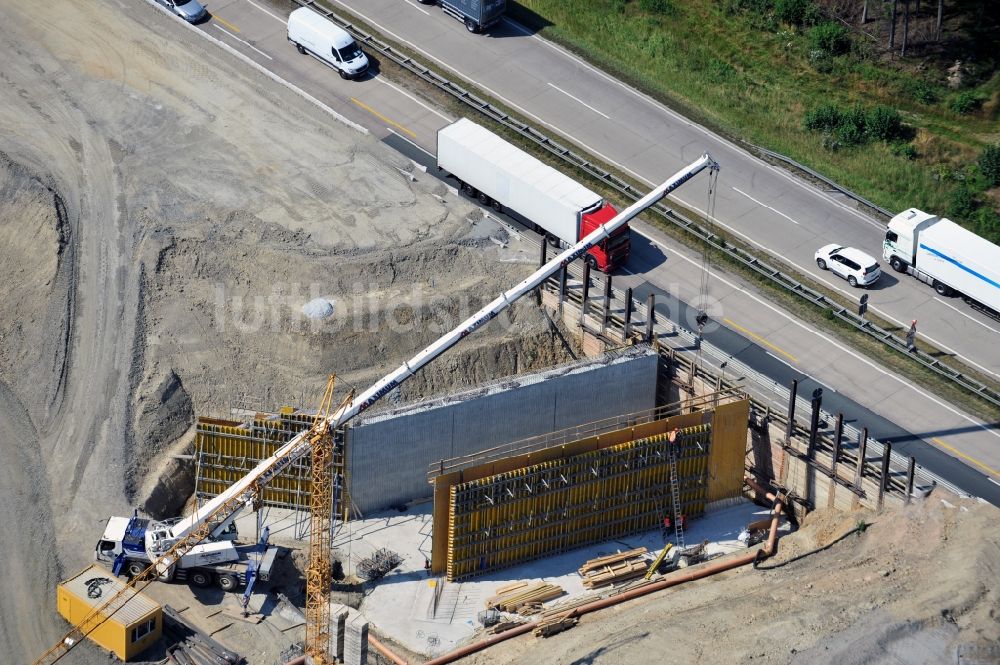 Dittersdorf von oben - Ausbau- Arbeiten und Baustellen an der Streckenführung der BAB Bundesautobahn A9 bei Dittersdorf in Thüringen