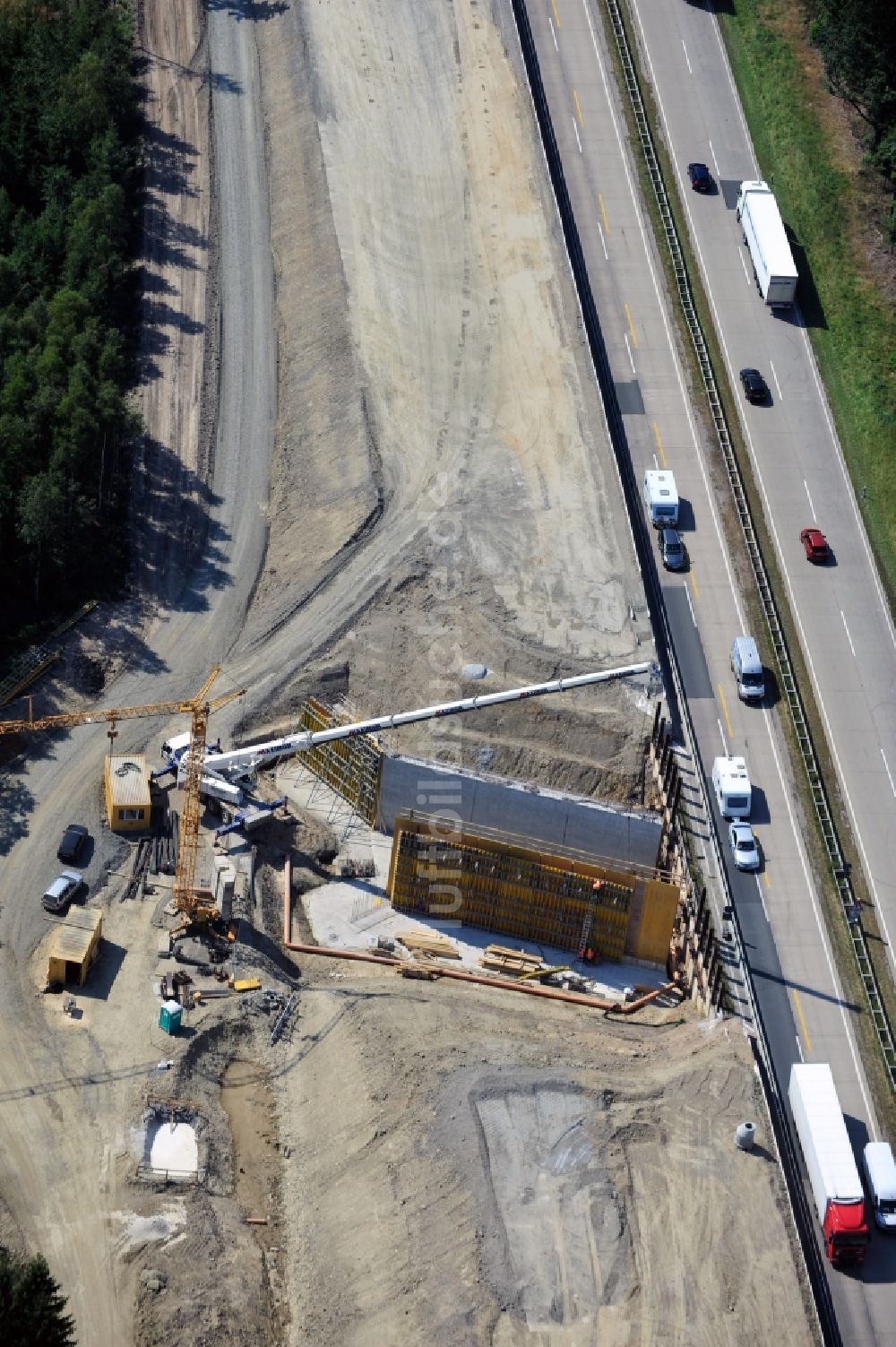 Dittersdorf aus der Vogelperspektive: Ausbau- Arbeiten und Baustellen an der Streckenführung der BAB Bundesautobahn A9 bei Dittersdorf in Thüringen