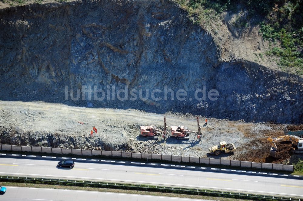 Görkwitz aus der Vogelperspektive: Ausbau- Arbeiten und Baustellen an der Streckenführung der BAB Bundesautobahn A9 bei Görkwitz in Thüringen