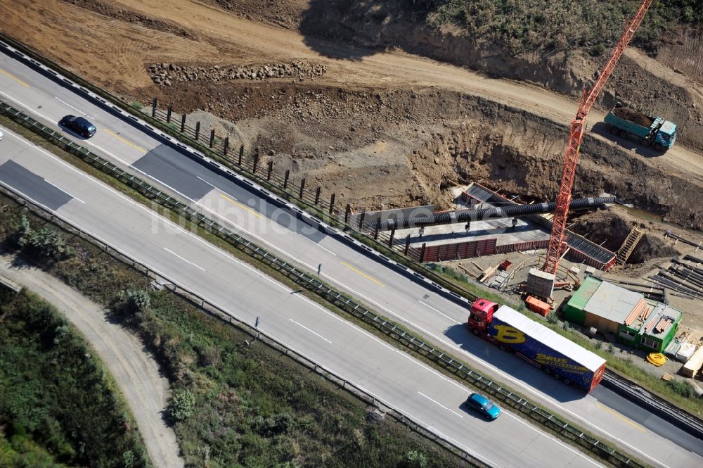 Luftaufnahme Görkwitz - Ausbau- Arbeiten und Baustellen an der Streckenführung der BAB Bundesautobahn A9 bei Görkwitz in Thüringen