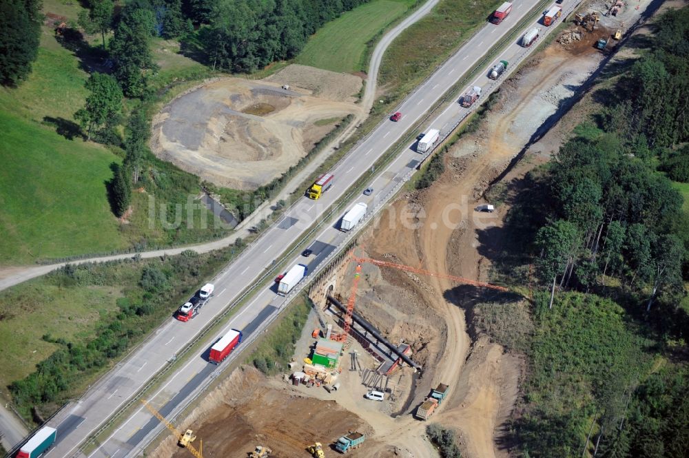 Görkwitz aus der Vogelperspektive: Ausbau- Arbeiten und Baustellen an der Streckenführung der BAB Bundesautobahn A9 bei Görkwitz in Thüringen