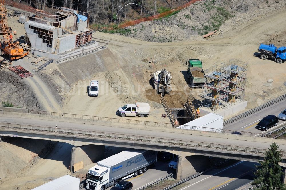 Luftbild Köthnitz - Ausbau- Arbeiten und Baustellen an der Streckenführung der BAB Bundesautobahn A9 bei Köthnitz in Thüringen