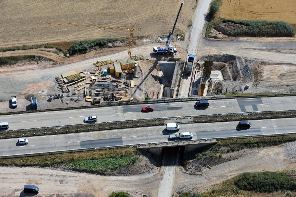 Lemnitz von oben - Ausbau- Arbeiten und Baustellen an der Streckenführung der BAB Bundesautobahn A9 bei Lemnitz in Thüringen