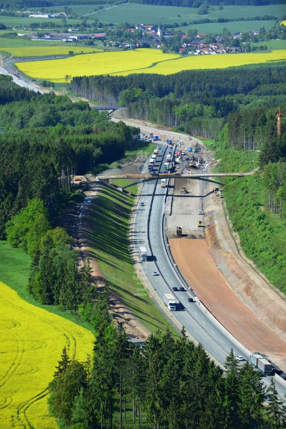 Luftbild Lemnitz - Ausbau- Arbeiten und Baustellen an der Streckenführung der BAB Bundesautobahn A9 bei Lemnitz in Thüringen