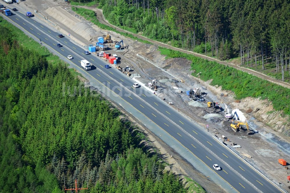 Luftaufnahme Lemnitz - Ausbau- Arbeiten und Baustellen an der Streckenführung der BAB Bundesautobahn A9 bei Lemnitz in Thüringen