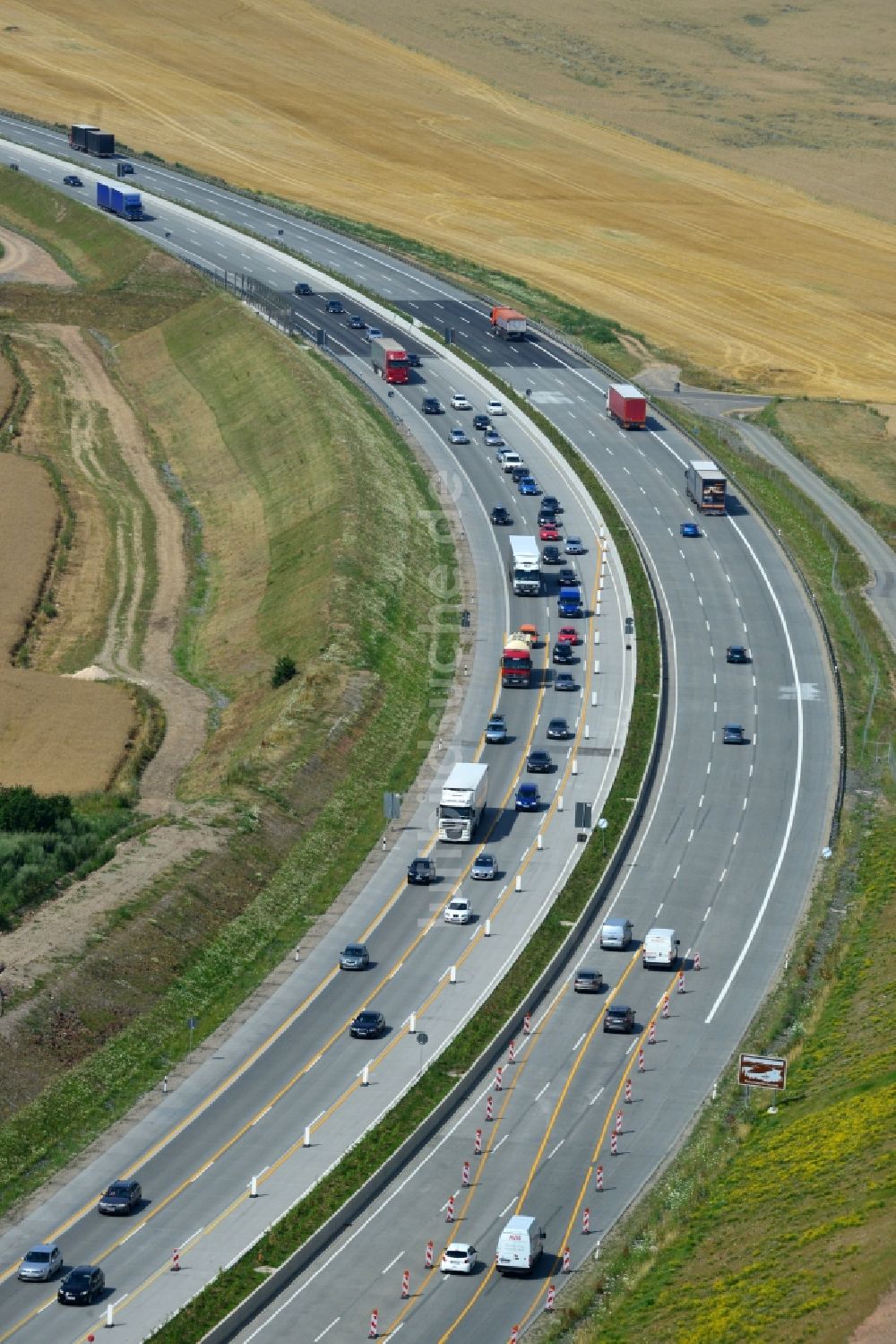 Lemnitz aus der Vogelperspektive: Ausbau- Arbeiten und Baustellen an der Streckenführung der BAB Bundesautobahn A9 bei Lemnitz in Thüringen