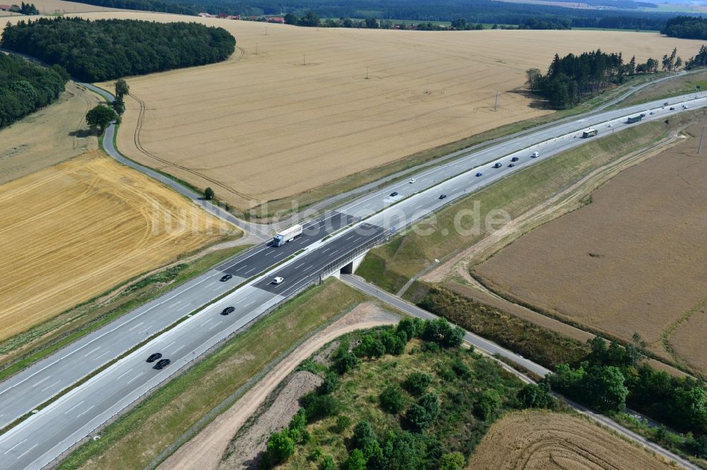 Lemnitz aus der Vogelperspektive: Ausbau- Arbeiten und Baustellen an der Streckenführung der BAB Bundesautobahn A9 bei Lemnitz in Thüringen