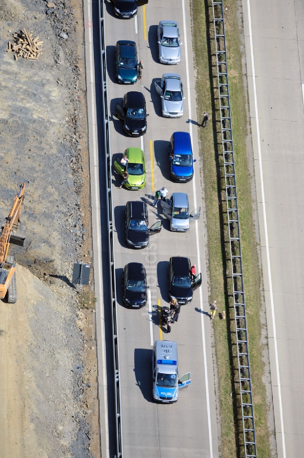 Moßbach aus der Vogelperspektive: Ausbau- Arbeiten und Baustellen an der Streckenführung der BAB Bundesautobahn A9 bei Moßbach in Thüringen