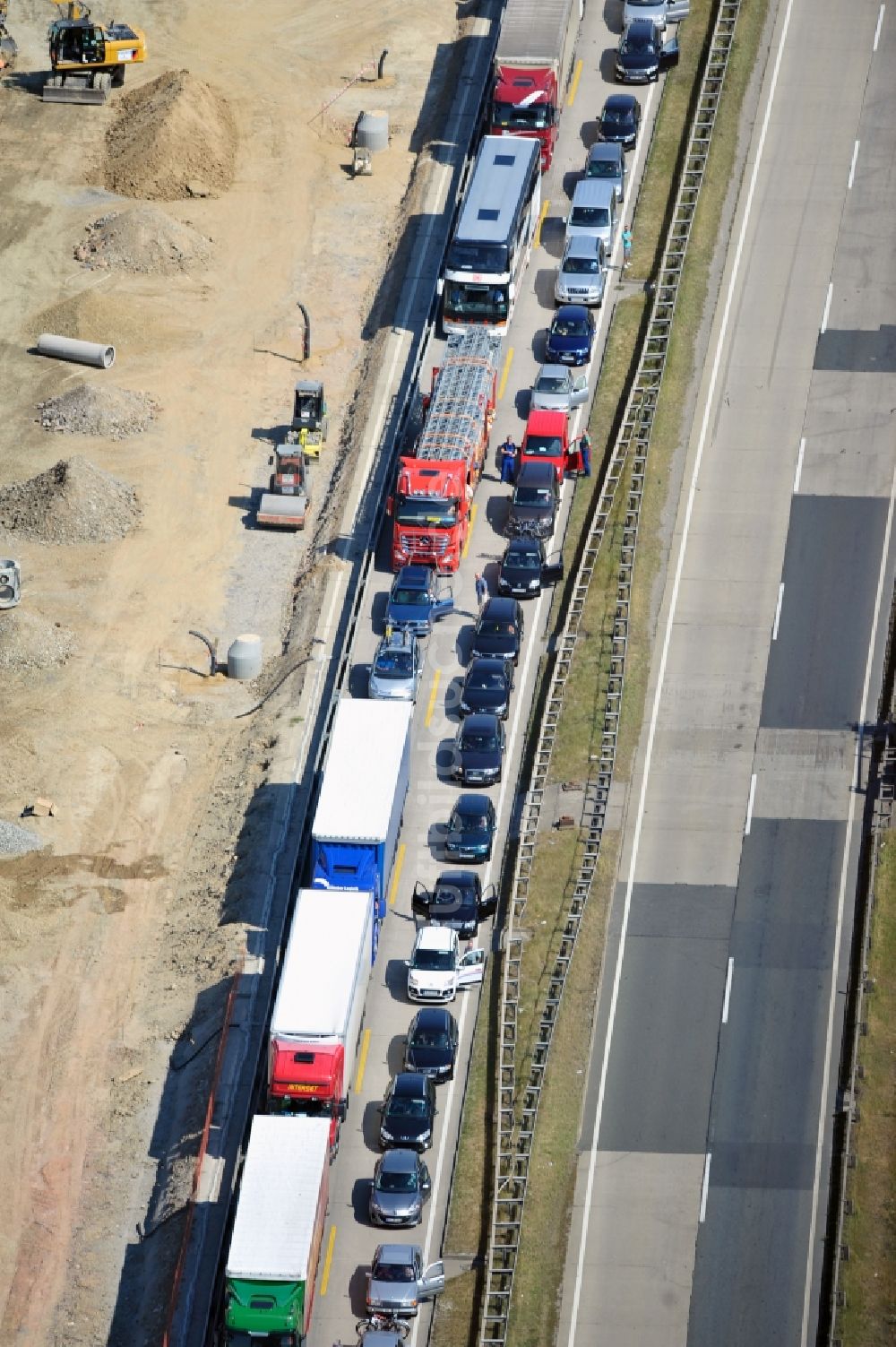 Luftaufnahme Moßbach - Ausbau- Arbeiten und Baustellen an der Streckenführung der BAB Bundesautobahn A9 bei Moßbach in Thüringen