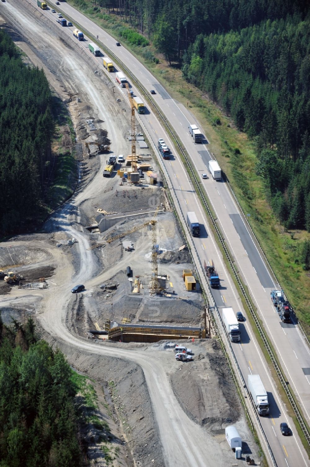 Luftaufnahme Pahnstangen - Ausbau- Arbeiten und Baustellen an der Streckenführung der BAB Bundesautobahn A9 bei Pahnstangen in Thüringen