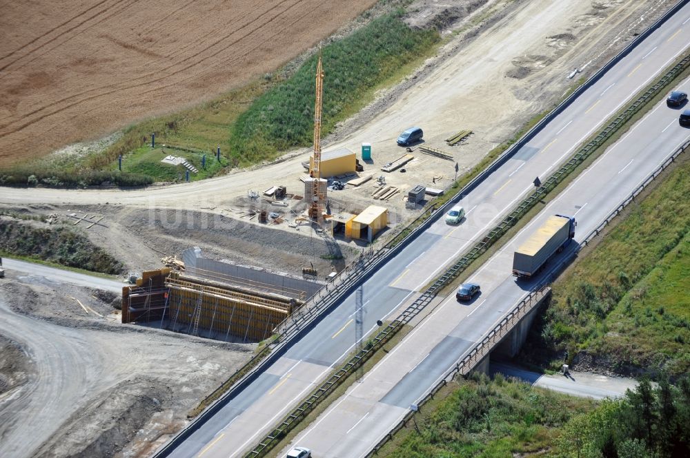 Pahnstangen von oben - Ausbau- Arbeiten und Baustellen an der Streckenführung der BAB Bundesautobahn A9 bei Pahnstangen in Thüringen