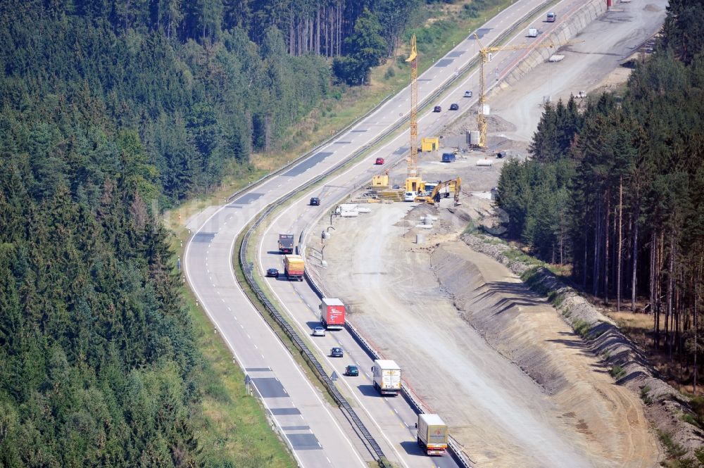 Luftaufnahme Pahnstangen - Ausbau- Arbeiten und Baustellen an der Streckenführung der BAB Bundesautobahn A9 bei Pahnstangen in Thüringen