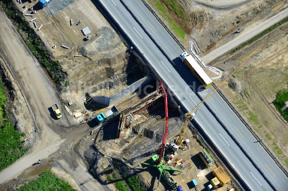 Luftbild Pahnstangen - Ausbau- Arbeiten und Baustellen an der Streckenführung der BAB Bundesautobahn A9 bei Pahnstangen in Thüringen