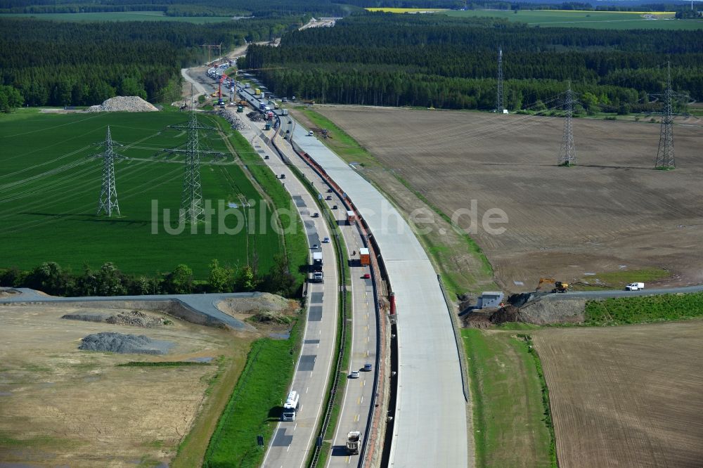 Luftaufnahme Pahnstangen - Ausbau- Arbeiten und Baustellen an der Streckenführung der BAB Bundesautobahn A9 bei Pahnstangen in Thüringen