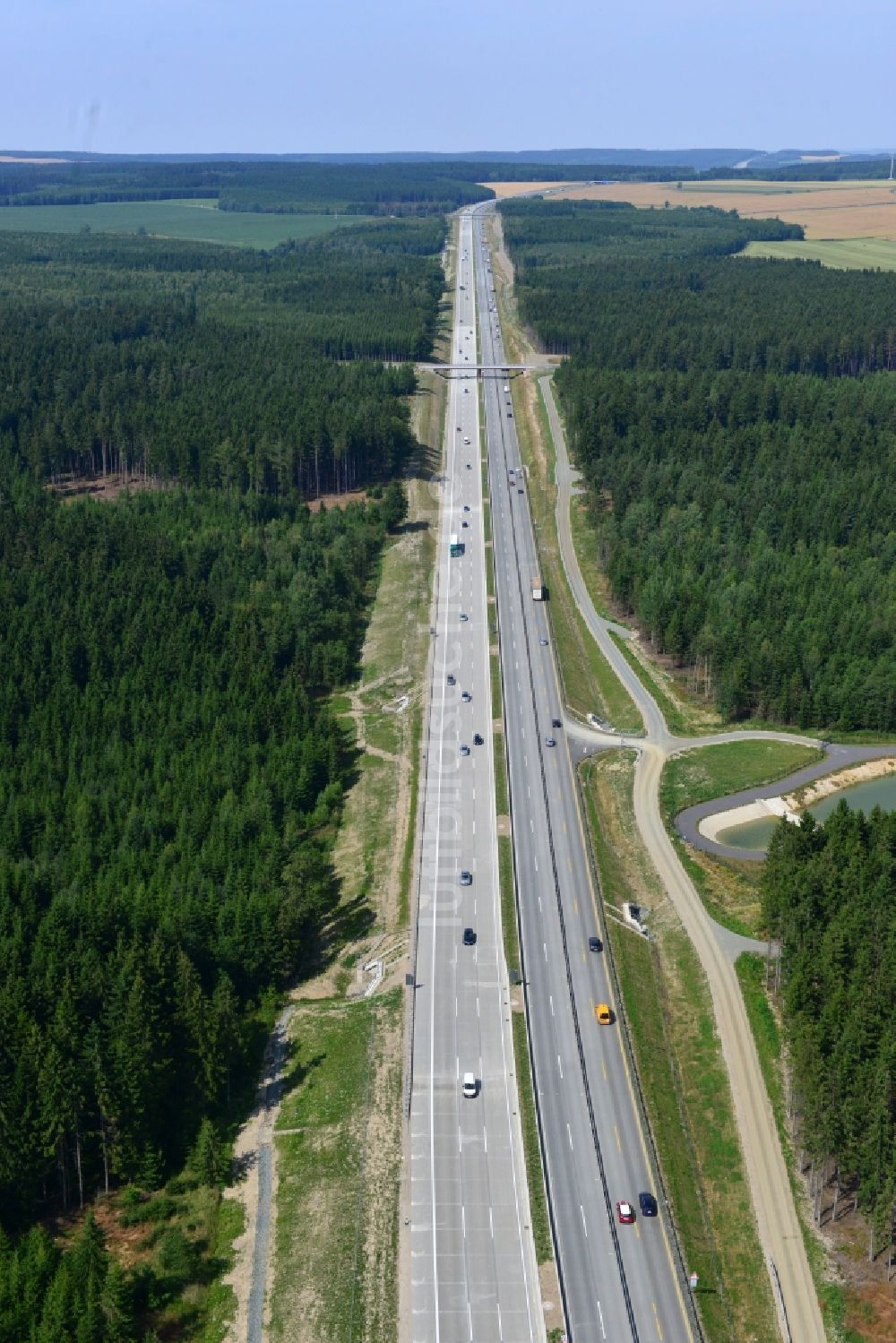 Pörmitz aus der Vogelperspektive: Ausbau- Arbeiten und Baustellen an der Streckenführung der BAB Bundesautobahn A9 bei Pörmitz in Thüringen