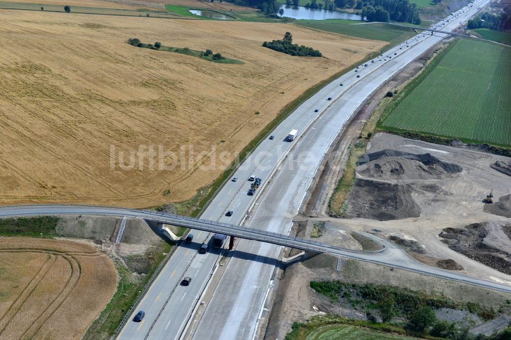 Luftaufnahme Pörmitz - Ausbau- Arbeiten und Baustellen an der Streckenführung der BAB Bundesautobahn A9 bei Pörmitz in Thüringen