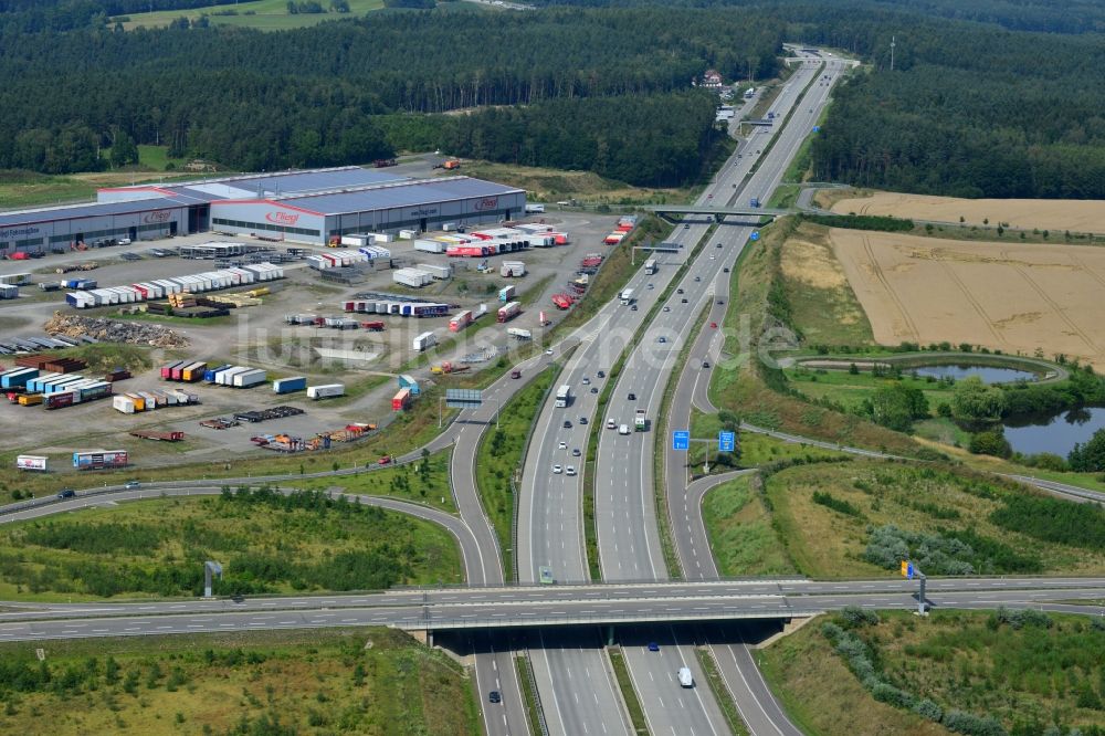 Luftbild Triptis - Ausbau- Arbeiten und Baustellen an der Streckenführung der BAB Bundesautobahn A9 bei Triptis in Thüringen