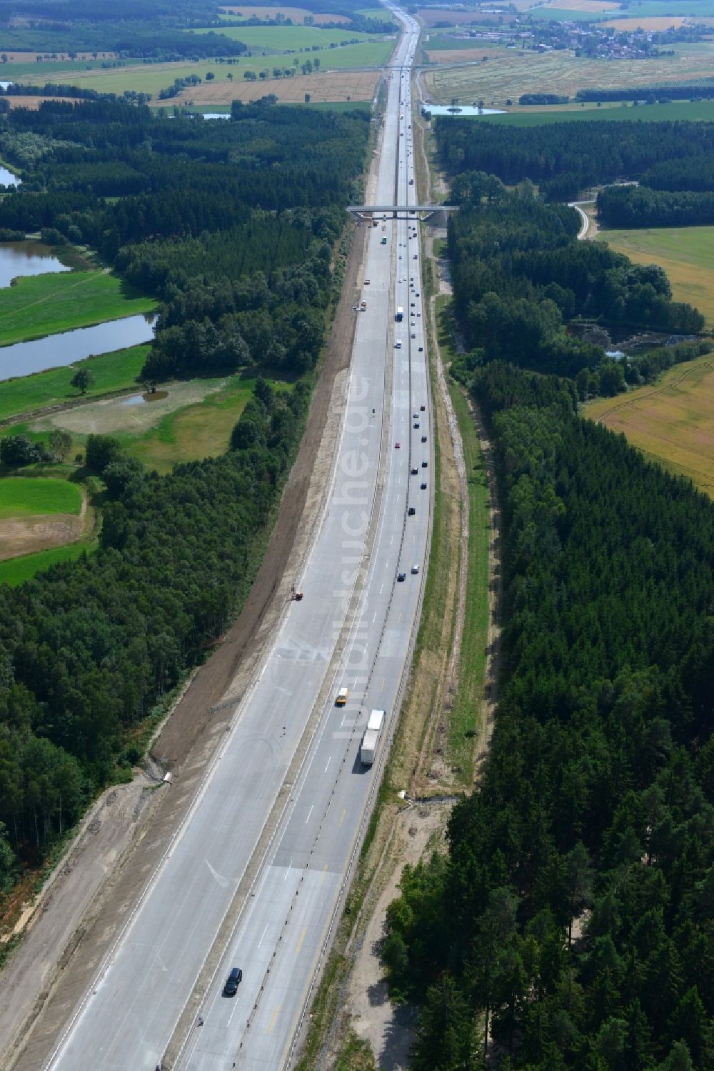 Luftaufnahme Wüstenwetzdorf - Ausbau- Arbeiten und Baustellen an der Streckenführung der BAB Bundesautobahn A9 bei Wüstenwetzdorf in Thüringen