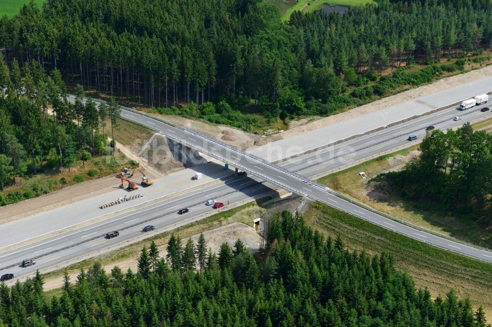 Luftbild Wüstenwetzdorf - Ausbau- Arbeiten und Baustellen an der Streckenführung der BAB Bundesautobahn A9 bei Wüstenwetzdorf in Thüringen