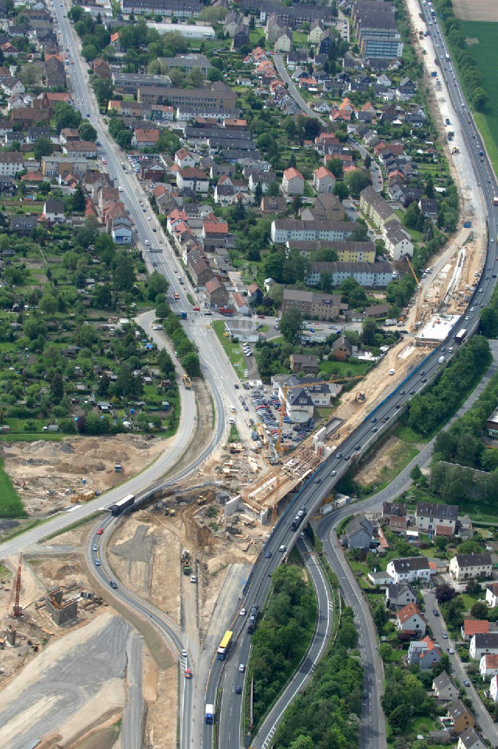 Braunschweig aus der Vogelperspektive: Ausbau des Autobahndreieck Braunschweig-Südwest an der Autobahn A29 / A 391