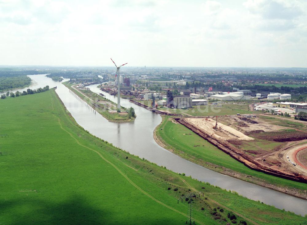 Magdeburg / Sachsen-Anhalt aus der Vogelperspektive: Ausbau des Binenhafens Magdeburg im Zuge von Ausgleichs- und Ersatzmaßnahmen am Wasserstraßenkreuz Magdeburg / Elbe-Havel-Kanal