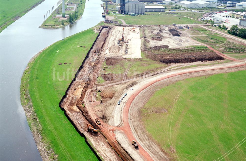 Magdeburg / Sachsen-Anhalt aus der Vogelperspektive: Ausbau des Binenhafens Magdeburg im Zuge von Ausgleichs- und Ersatzmaßnahmen am Wasserstraßenkreuz Magdeburg / Elbe-Havel-Kanal