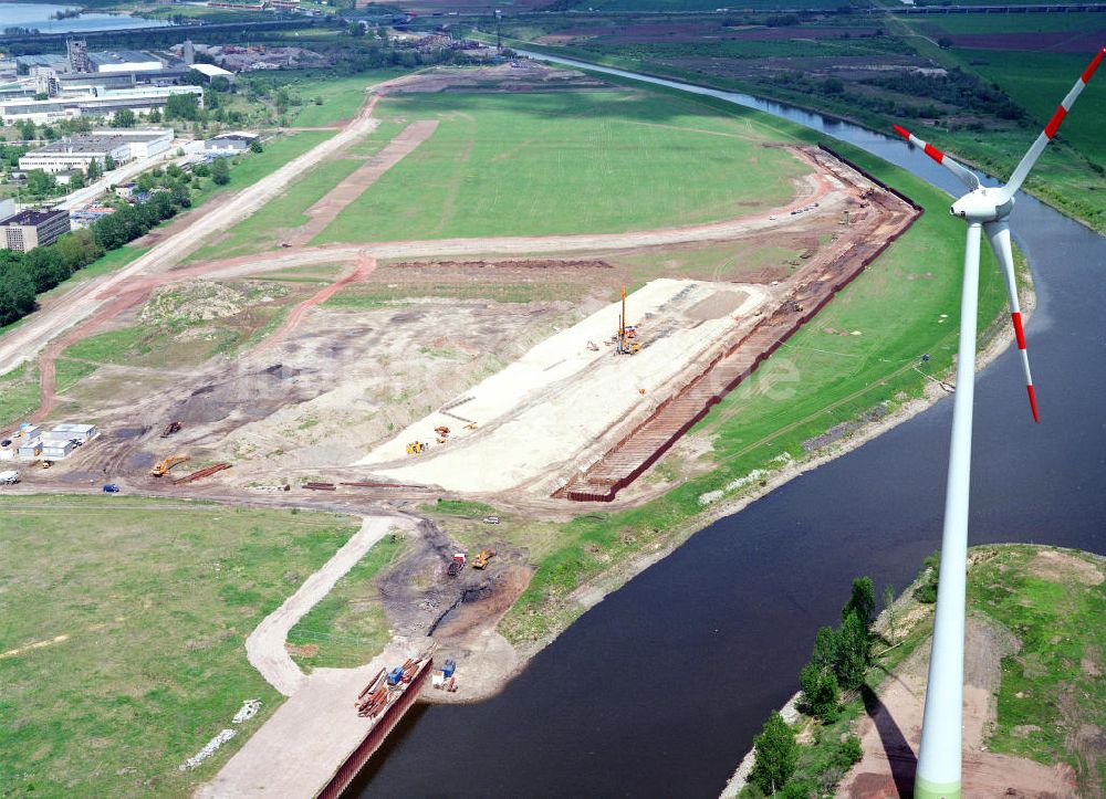 Magdeburg / Sachsen-Anhalt aus der Vogelperspektive: Ausbau des Binenhafens Magdeburg im Zuge von Ausgleichs- und Ersatzmaßnahmen am Wasserstraßenkreuz Magdeburg / Elbe-Havel-Kanal