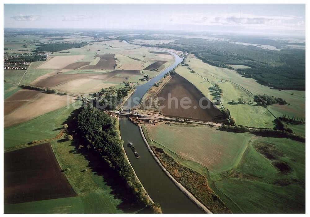 Luftbild Burg / Sachsen-Anhalt - Ausbau des Elbe-Havel-Kanales an der nördkichen Stadtgrenze von Burg in Sachsen-Anhalt.